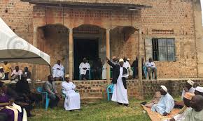 Cristianos ugandeses en USA recaudan fondos para renovar una antigua mezquita en Uganda