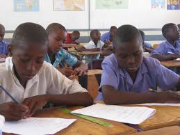 ¿Deberían las escuelas africanas dejar de utilizar el inglés como idioma principal de enseñanza?