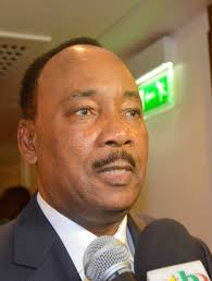 Mahamadou Issoufou reelegido    presidente  de  Níger
