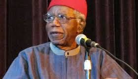 El popular novelista keniata, Elechi Amadi muere a los 82 años