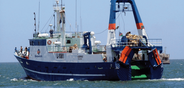 Convocada una  marcha  nacional en  Namibia  para  la  reincorporación de  los  pescadores en  huelga desde  octubre