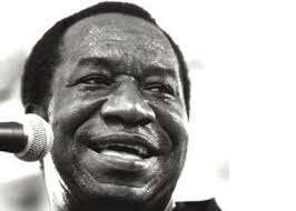 El día que…  Tabu Ley Rochereau se convirtió en el primer africano en actuar en el Olympia de París