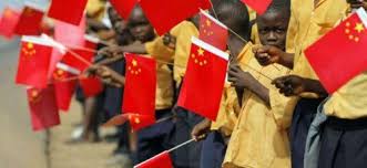 Para el 63% de los africanos la influencia de China sobre el continente es positiva