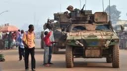 Enfrentamientos en República Centroafricana, al menos 16 muertos y miles de desplazados