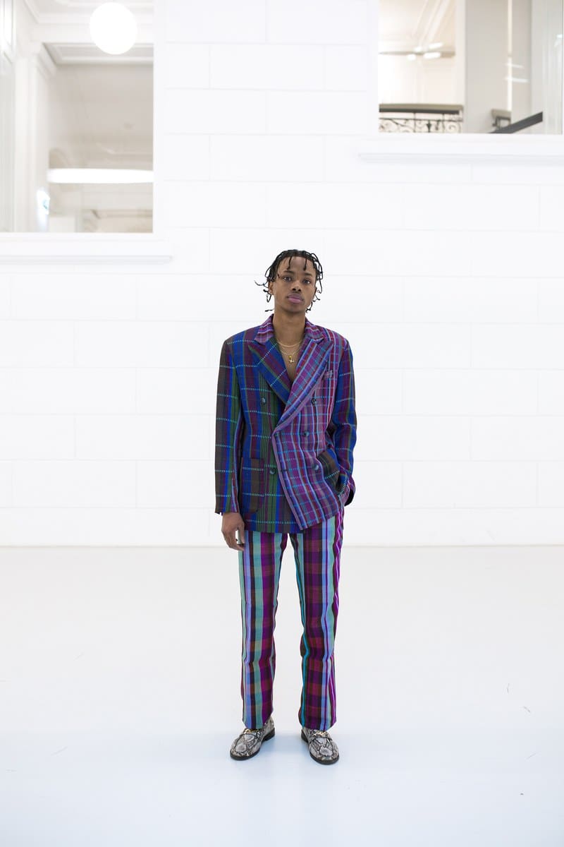 Un diseñador nigeriano enseña al mundo las telas de su país con un estilo moderno
