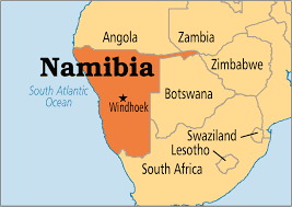 El presidente de Namibia quiere que los niños aprendan valores culturales