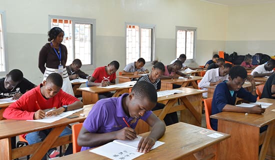 Regreso a la escuela en Camerún: casi 44.000 estudiantes ausentes de los 55.010 previstos en una de las regiones secesionistas