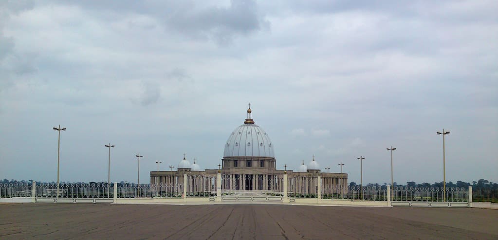 Celebraciones por el 30 aniversario de la basílica de Nuestra Señora de la Paz en Yamoussoukro