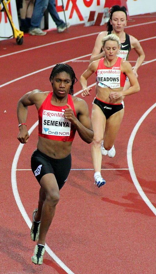 Semenya cambia de distancia para poder competir en Tokio