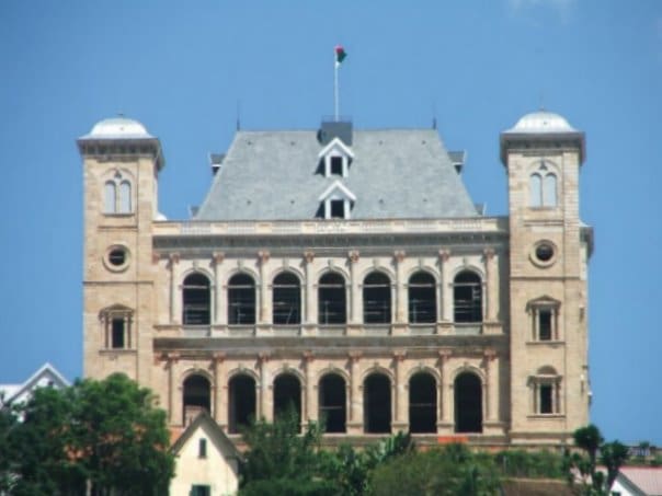 Rehabilitan un monumento candidato a patrimonio de la humanidad en Madagascar