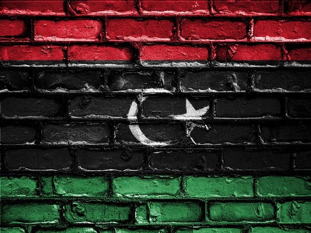 Las fuerzas de Haftar atacan Gharyan y retoman la ciudad de Al-Asaba, Libia