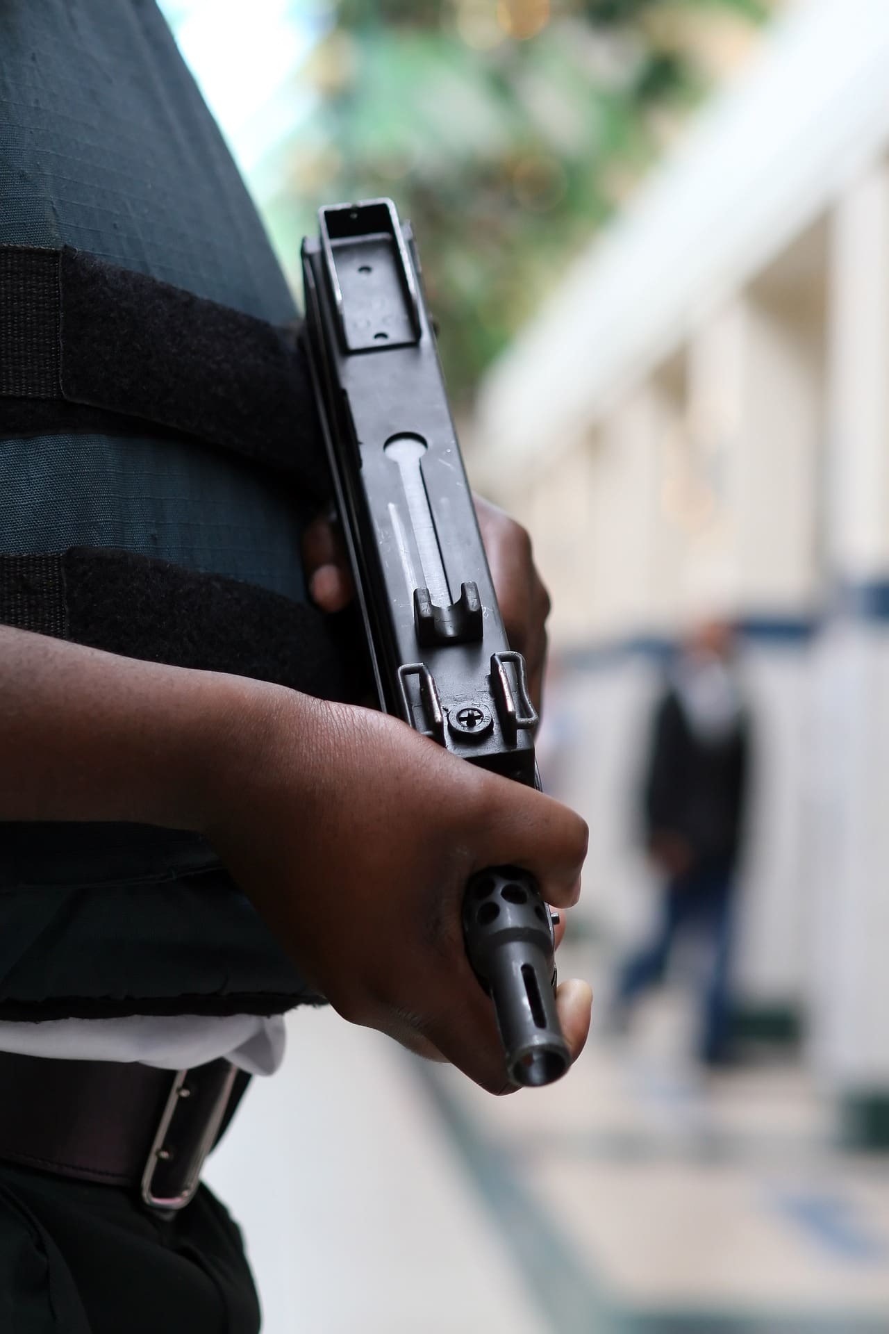 agent-1239352_1920.jpg