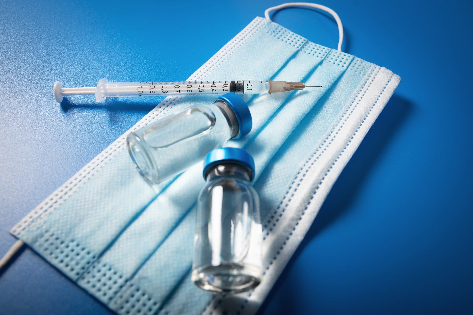 vaccination-gacec906e9_1920.jpg